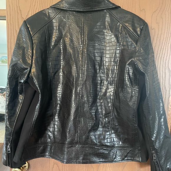 Chico's faux leather croc jacket, standard size XL, Chico size 3 - Picture 5 of 5